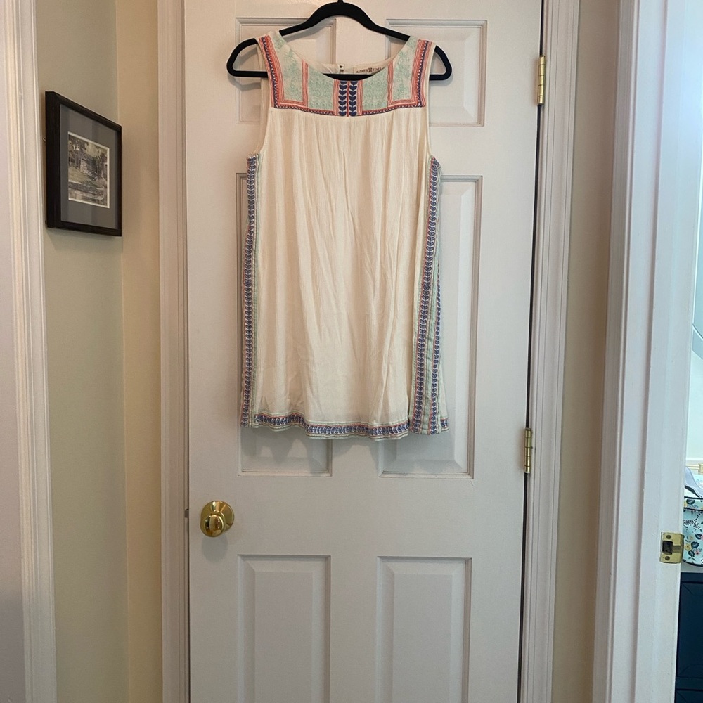 Ivory gauze material embroidered dress